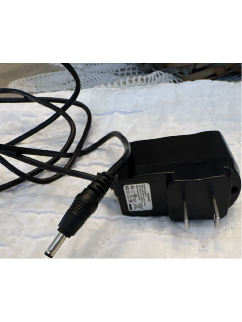 AC/DC Adapter 5V 550mA Black Powered Model 220013 Barrel Jack Male
